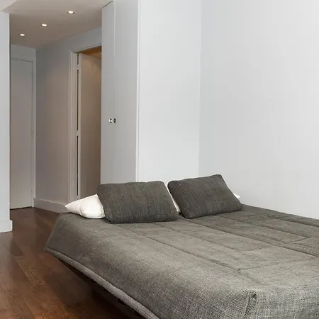 Chaillot Apartment